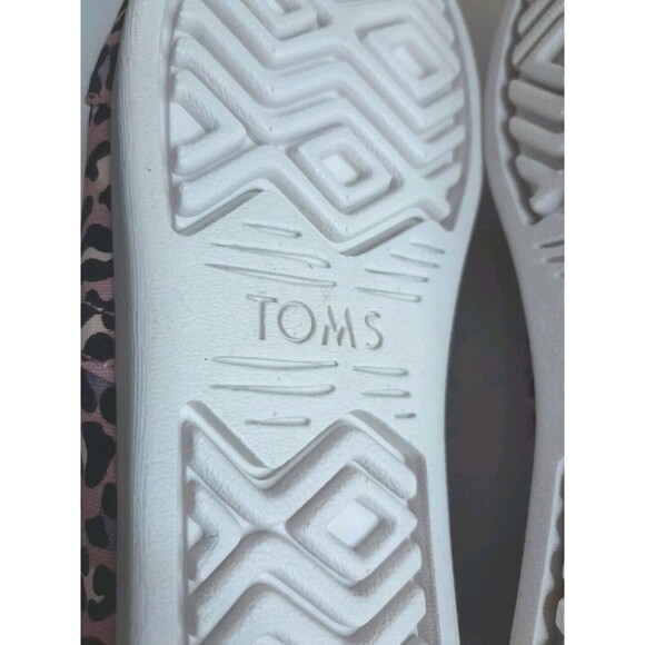 TOMS Alpargata Size 6.5 Pink Leopard Print Ortholite Comfort Slip-on Flat EUC - Picture 15 of 16
